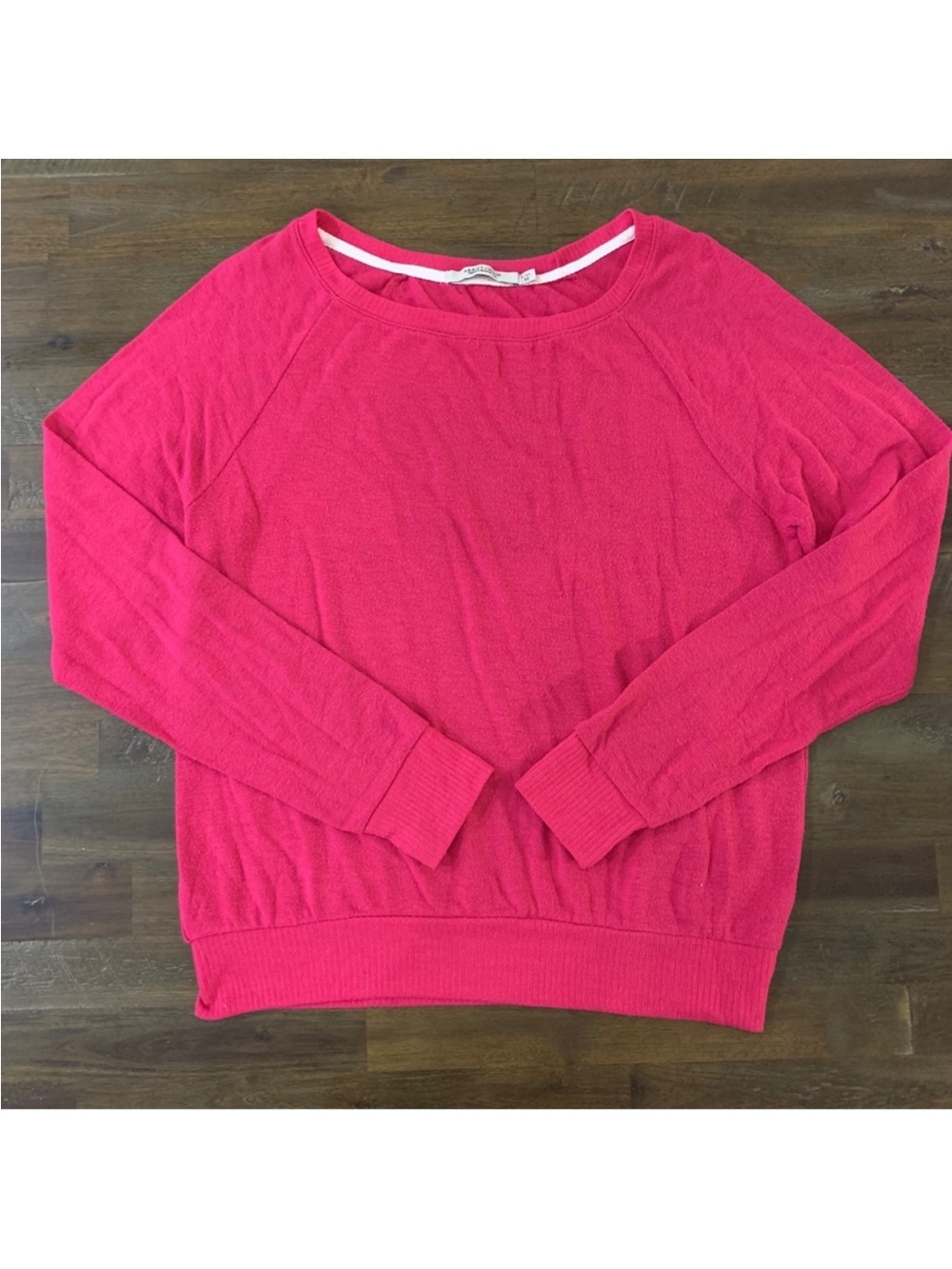 ✅ Abbot Main dark pink crew neck knit sweater